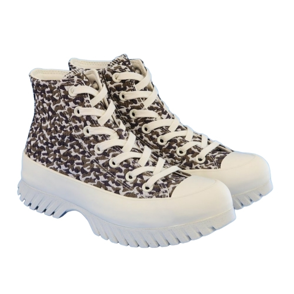 Converse CTAS Desert Lugged 2.0 Platform Sneakers